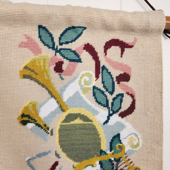 Vintage 70s Crewel Tapestry Music Harp Boho Home Decor Bohemian Wall Hanging - Picture 4 of 9